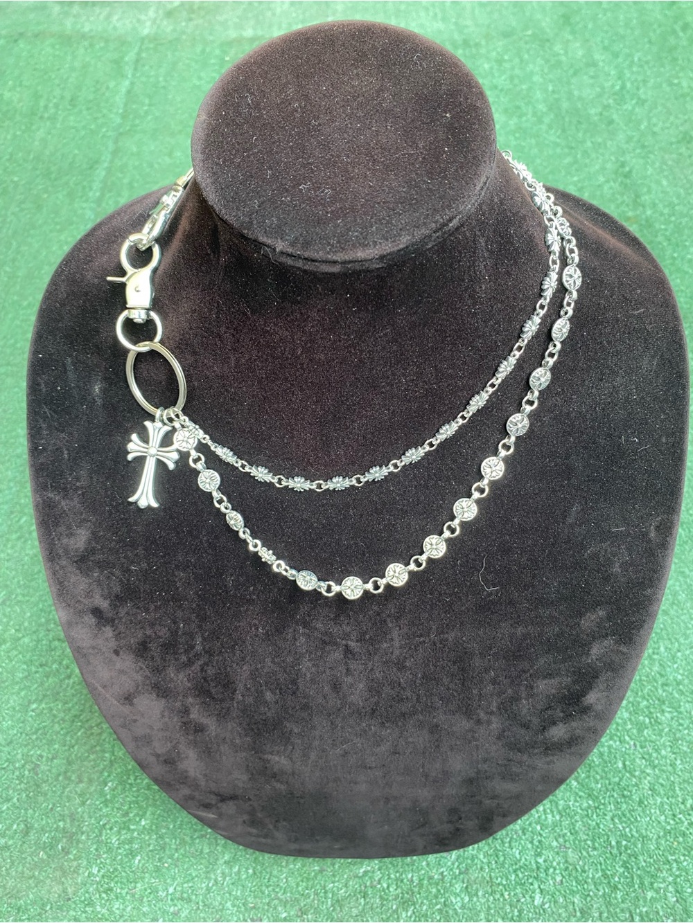 Chrome hearts wallet chain